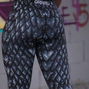 "Siren" pattern workout leggings